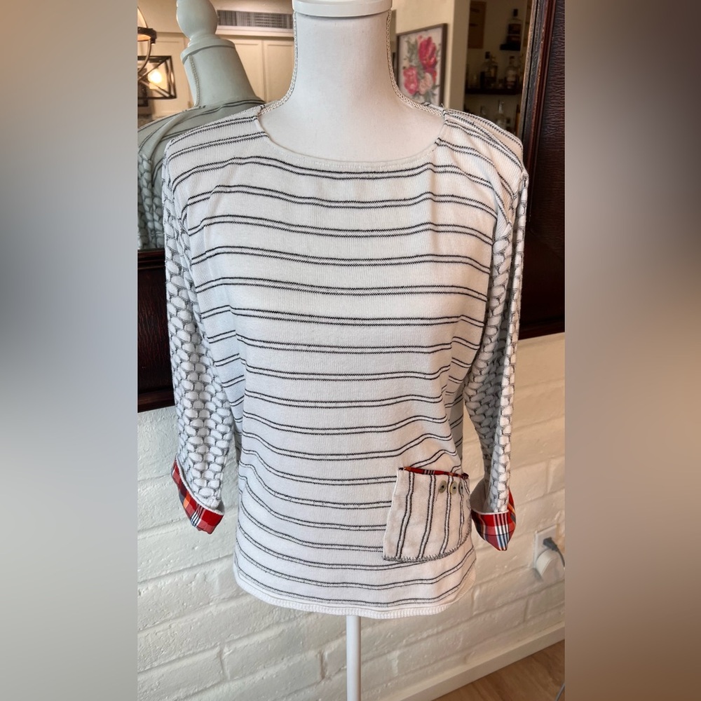 Margaret Winters Striped Women's Top with Pocket Detail size Small